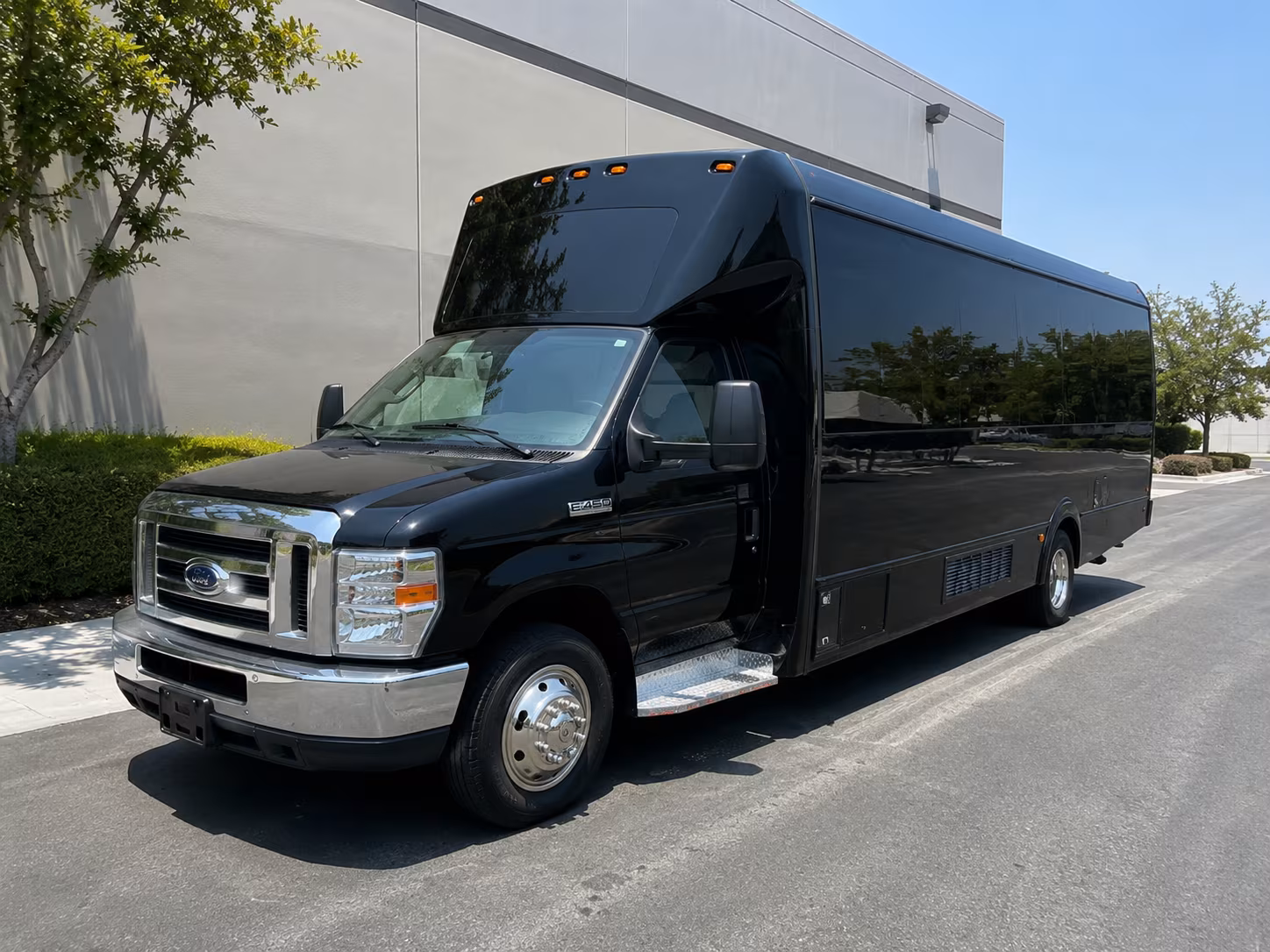 birthday bus rentals for richardson s sports fans