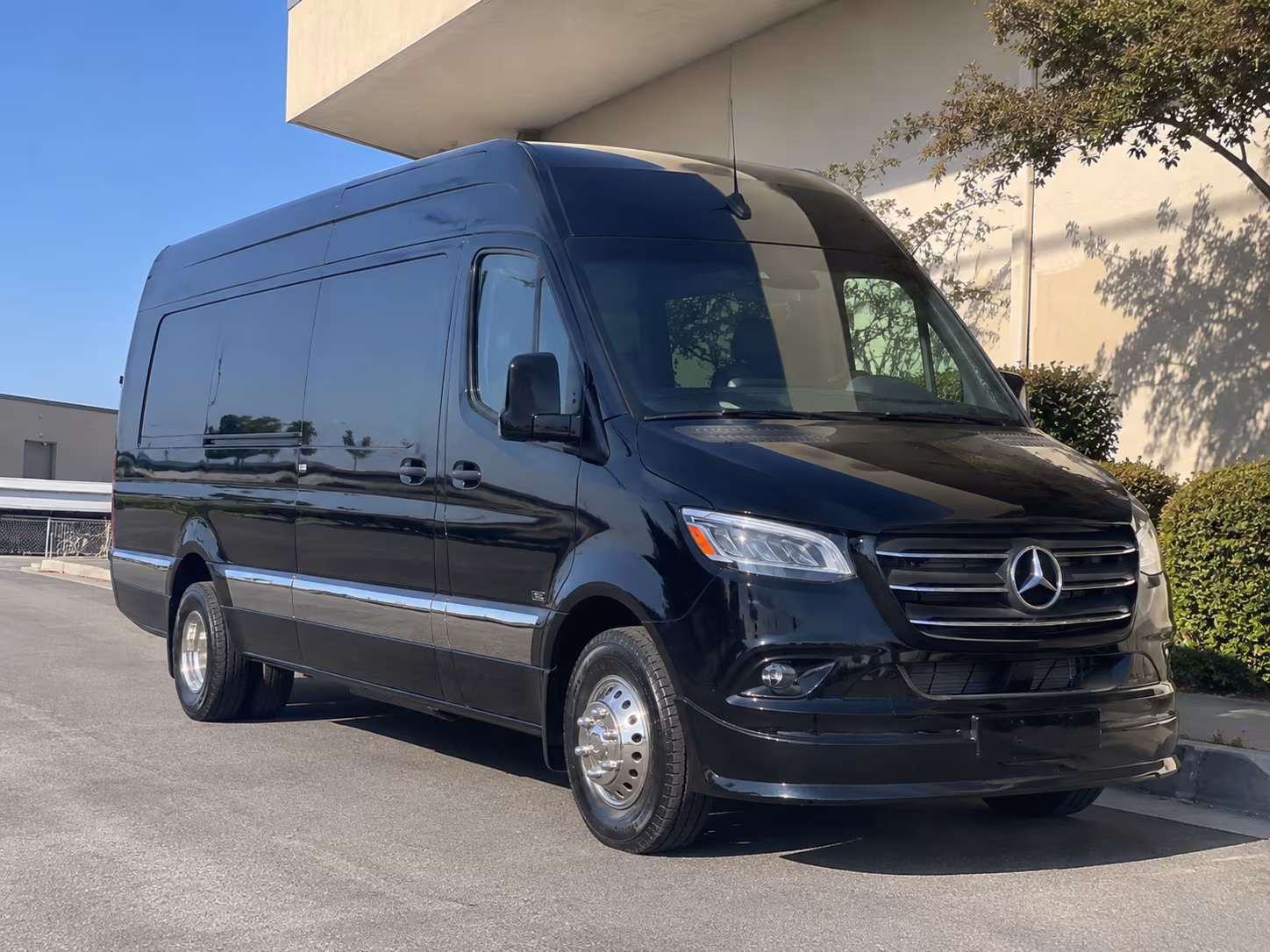 bus rental options for richardson trips