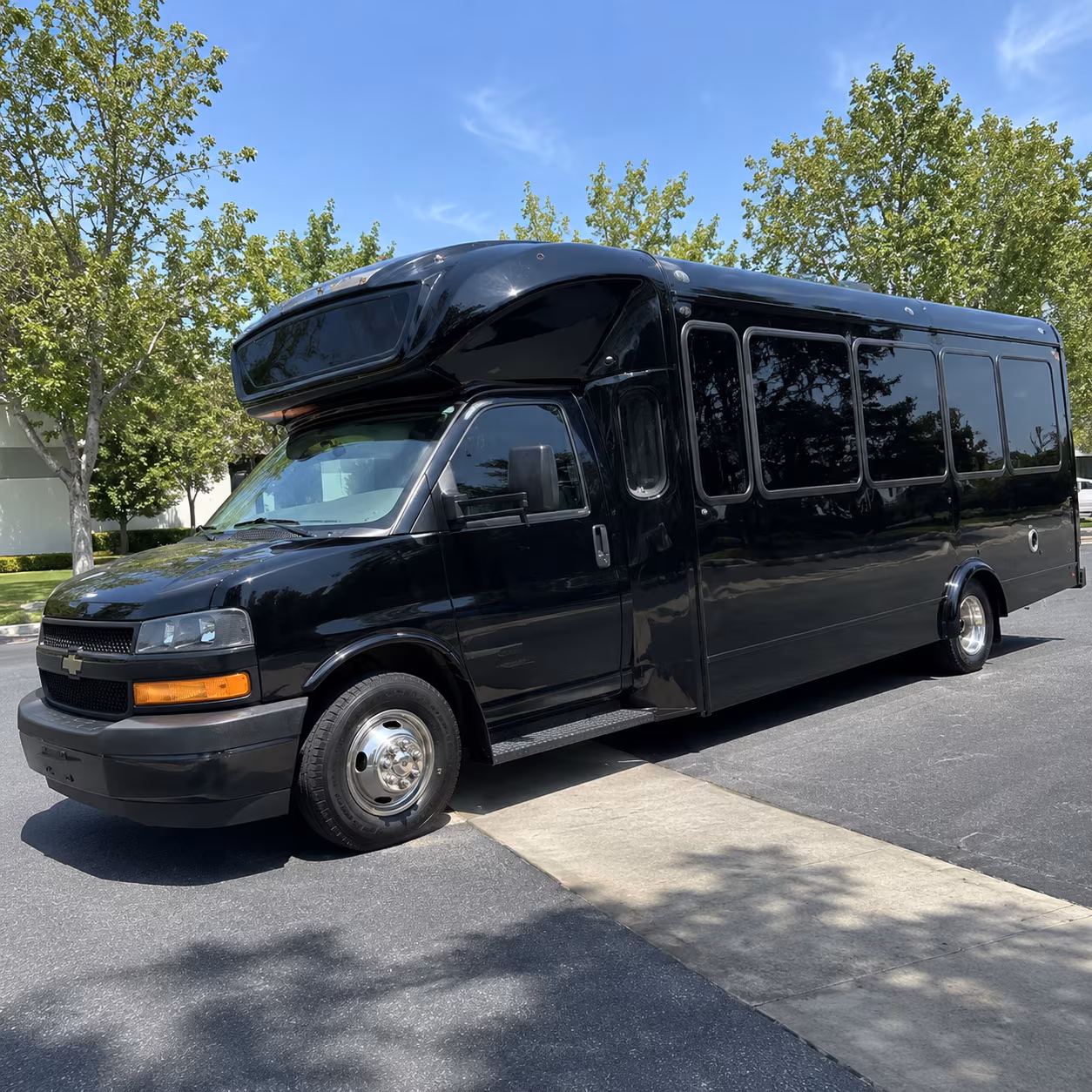 how extra stops and hold time between them affect your total bus rental hours in richardson texas