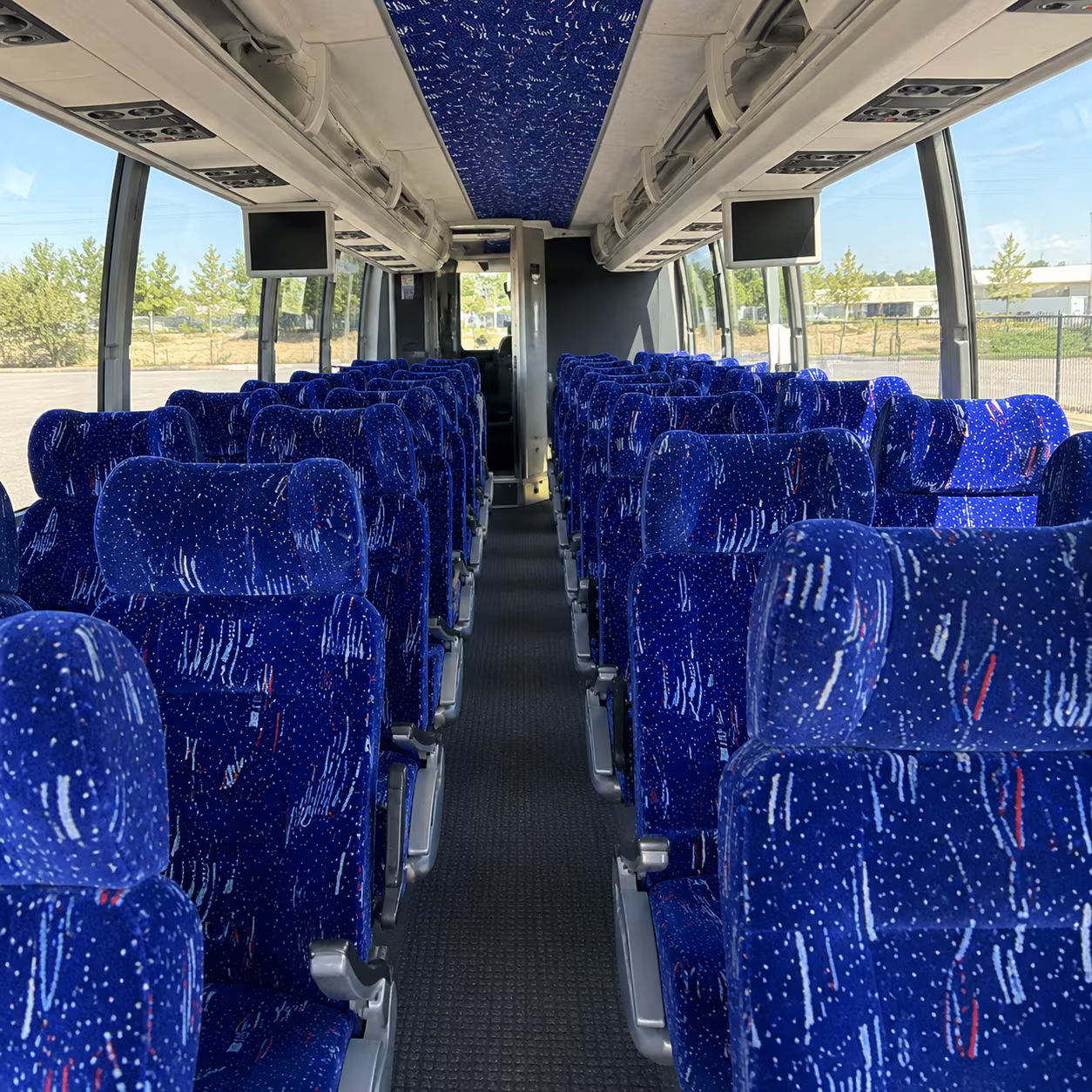 richardson 54 passenger charter bus interior