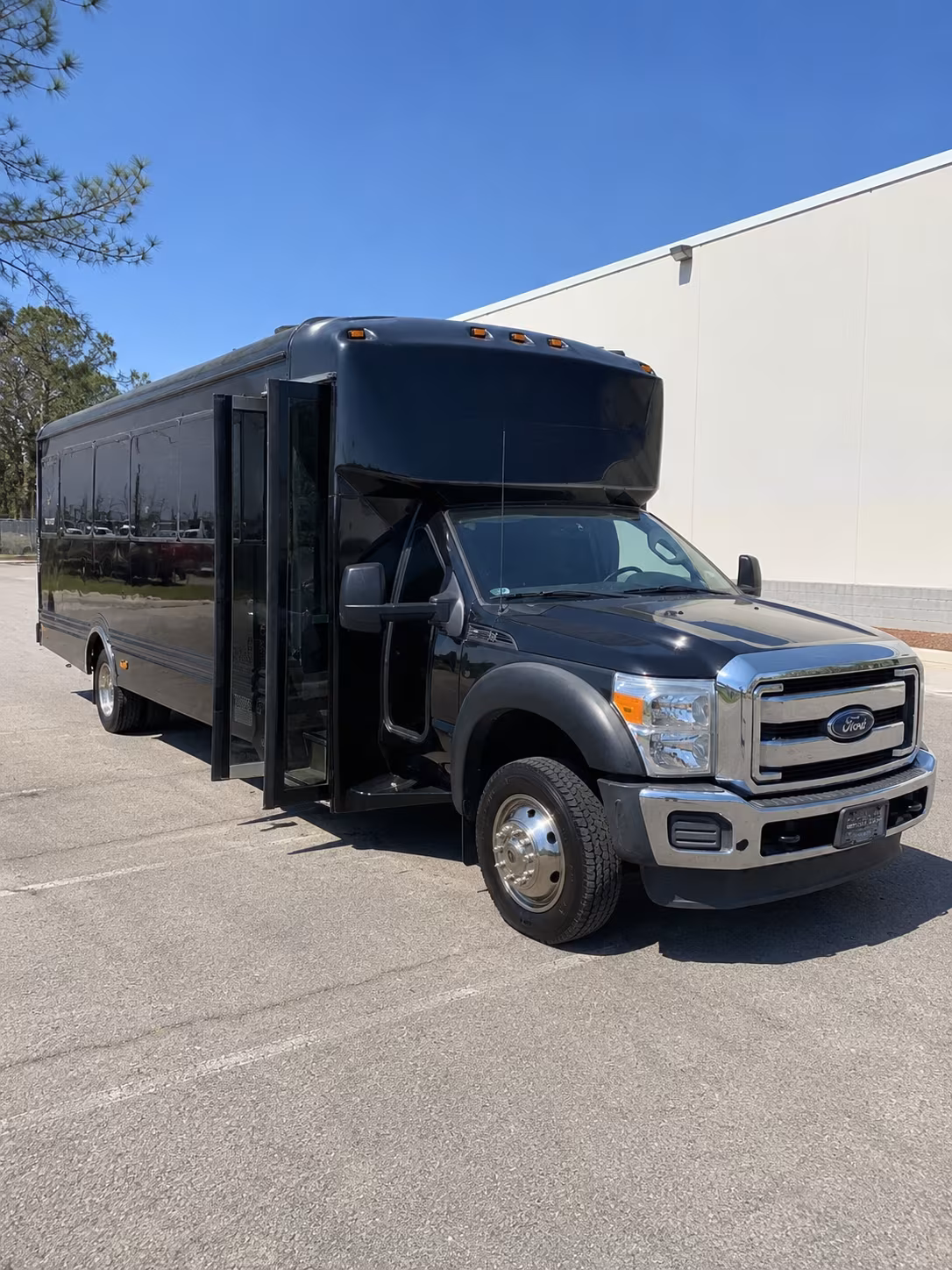 richardson bus rental service area