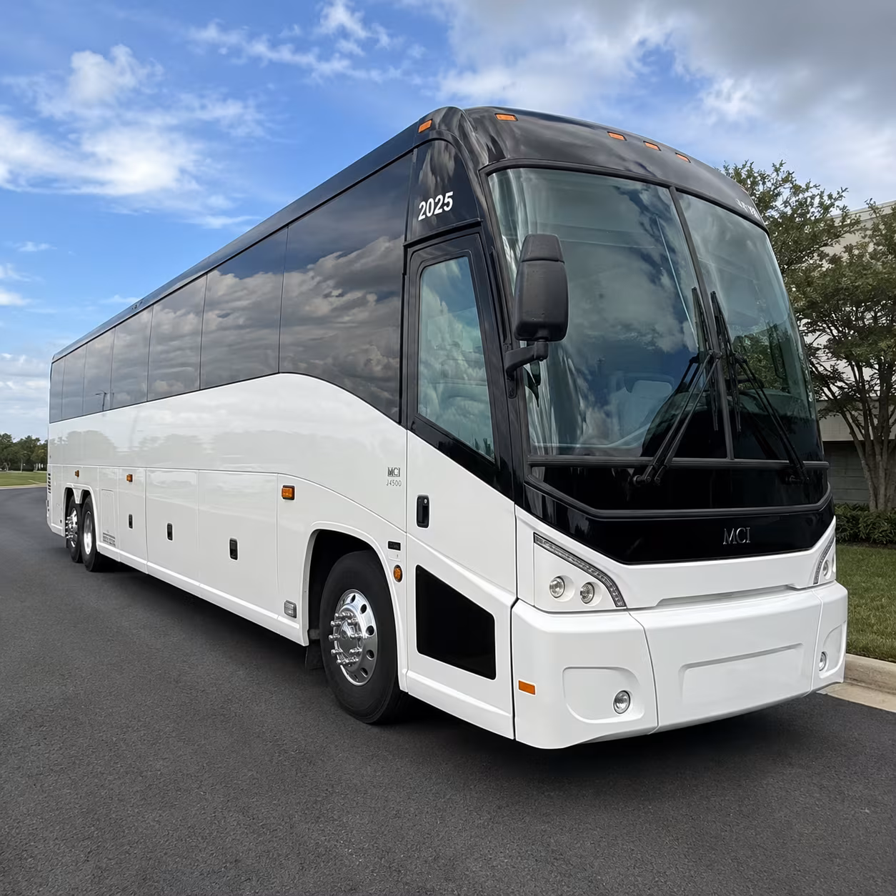 richardson university texas dallas charter bus rental