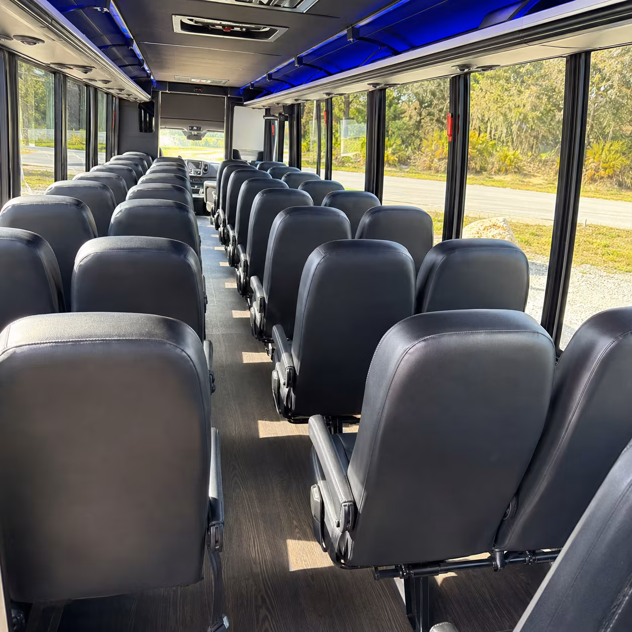 secure transportation for your next airport transfer 2