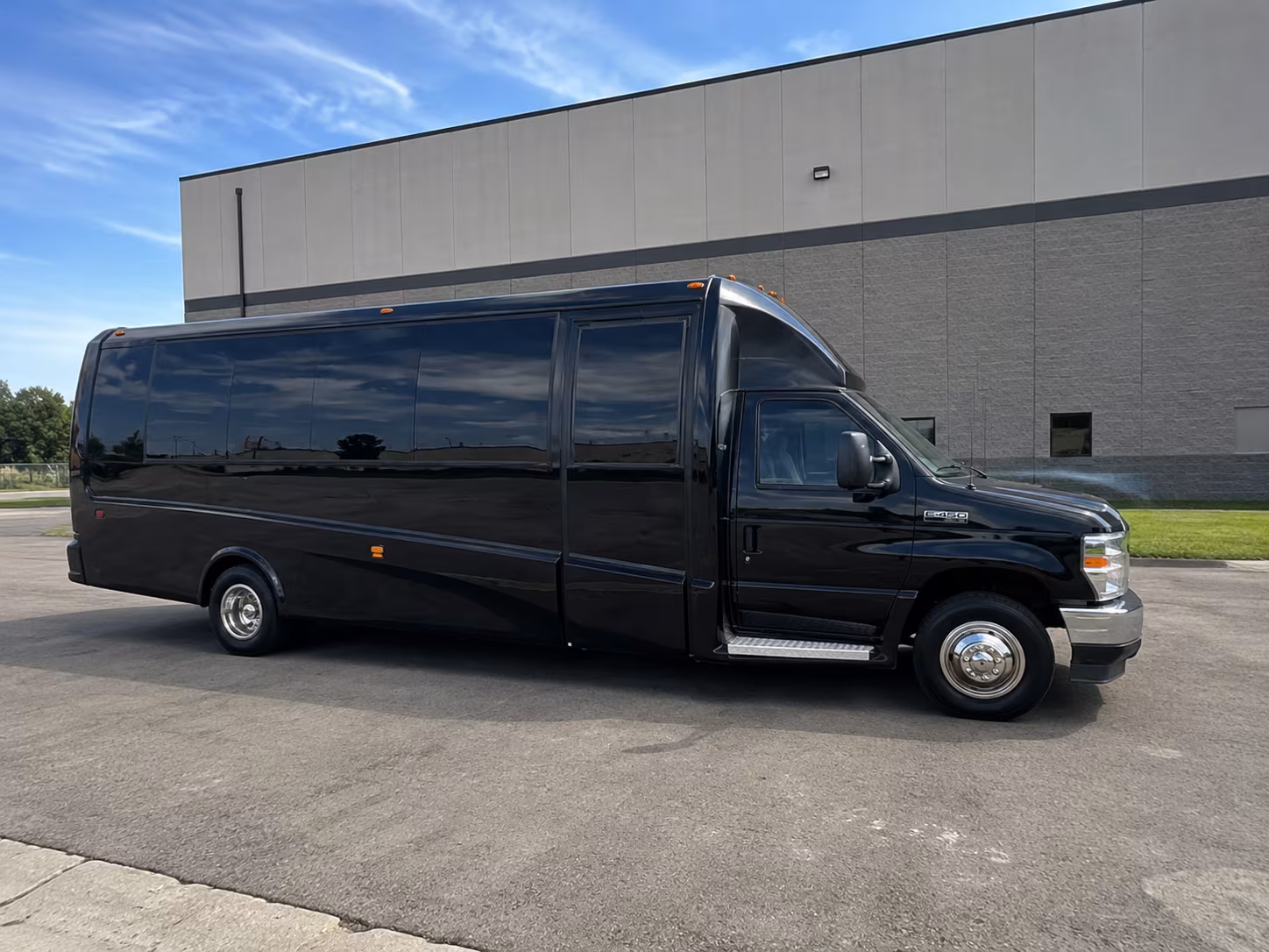 secure transportation for your next concert or music festival 1